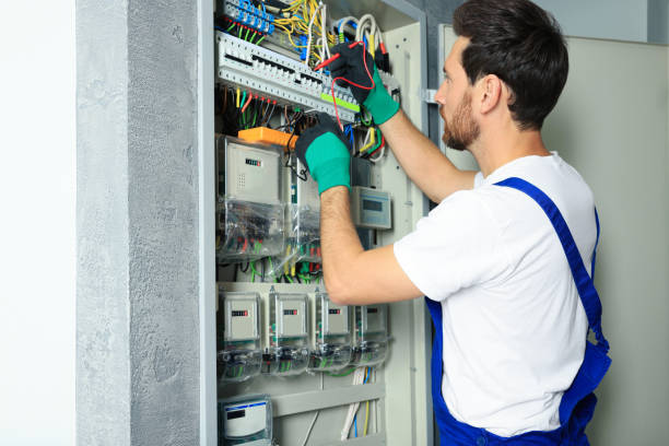 Affordable Emergency Electrician in Acushnet Center, MA